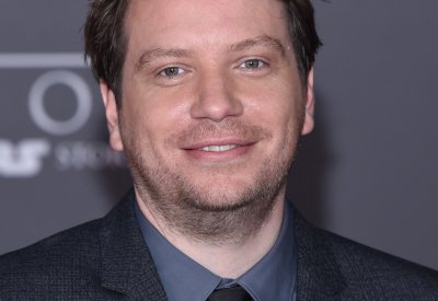 Gareth Edwards (II)