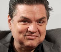 Oliver Platt