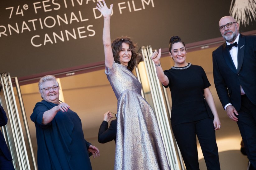 Valérie Lemercier en robe dorée Valérie Lemercier en robe dorée
