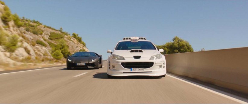 Toutes les scènes de courses-poursuites de la saga Taxi ! Toutes les scènes de courses-poursuites de la saga Taxi !
