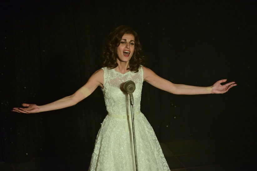 Sveva Alviti ou l'incarnation de Dalida Sveva Alviti ou l'incarnation de Dalida