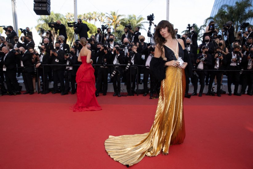 Lou Doillon dans une robe éblouissante Lou Doillon dans une robe éblouissante