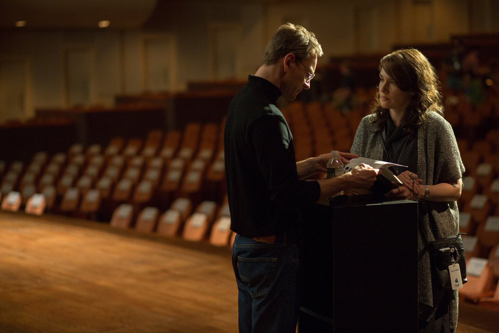 Michael Fassbender et Kate Winslet dans Steve Jobs