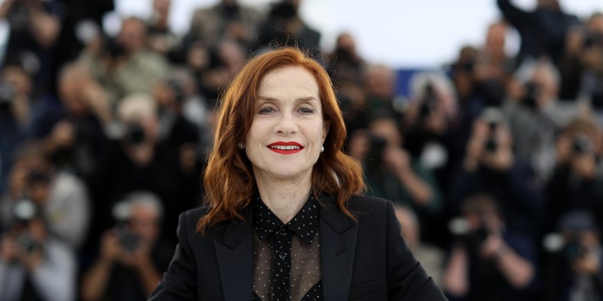 Isabelle Huppert lors du 72e Festival de Cannes, le 21 mai 2019.
