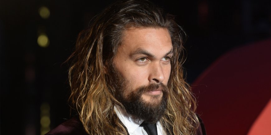 Jason Momoa à la première de