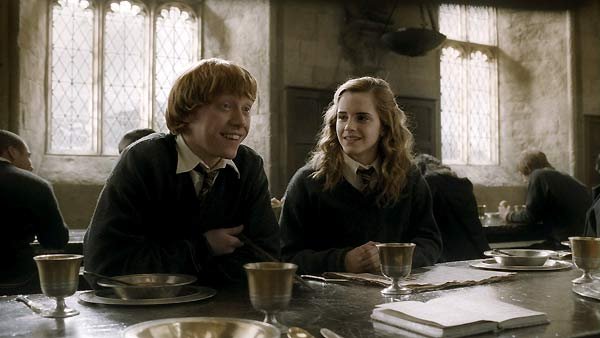 Emma Watson et Rupert Grint dans 