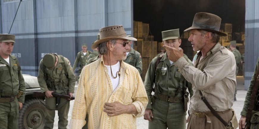 Harrison Ford et Steven Spielberg sur le tournage de