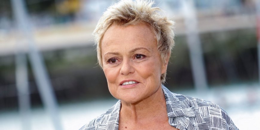 Muriel Robin lors du photocall pour la série