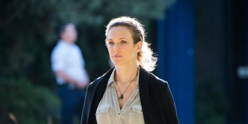 Lorie dans