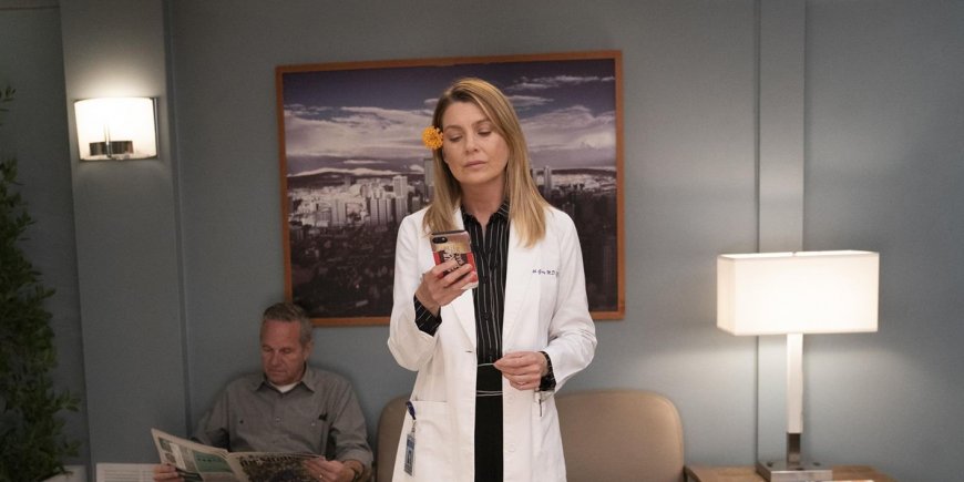 Ellen Pompeo en Meredith Grey dans la saison 15 de