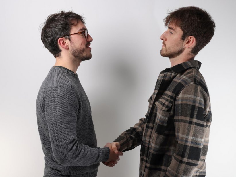 Les Écossais ne se serrent pas la main pour se saluer Les Écossais ne se serrent pas la main pour se saluer