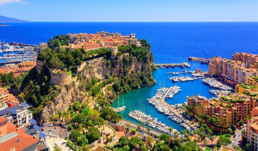 Monaco : le Rocher facilement accessible Monaco : le Rocher facilement accessible