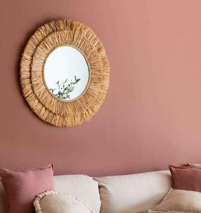 Un miroir tout en rondeur pour surveiller votre bronzage Un miroir tout en rondeur pour surveiller votre bronzage
