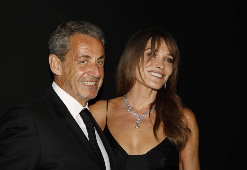 Carla Bruni et Nicolas Sarkozy sont propriétaires d'une villa Carla Bruni et Nicolas Sarkozy sont propriétaires d'une villa