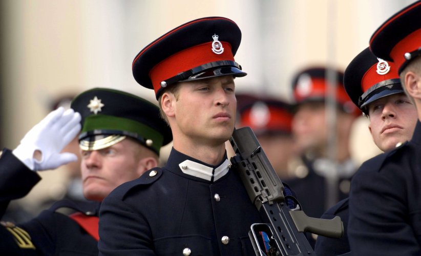 Un officier haut gradé Un officier haut gradé