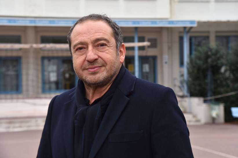 Patrick Timsit : une blague sur les trisomiques Patrick Timsit : une blague sur les trisomiques