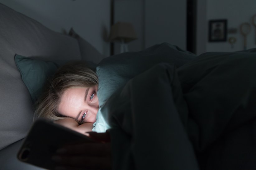 Du lit votre smartphone vous bannirez Du lit votre smartphone vous bannirez