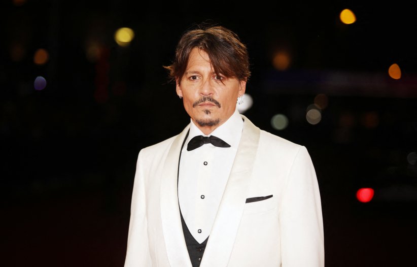Johnny Depp possède sa propre île privée au large des Bahamas Johnny Depp possède sa propre île privée au large des Bahamas