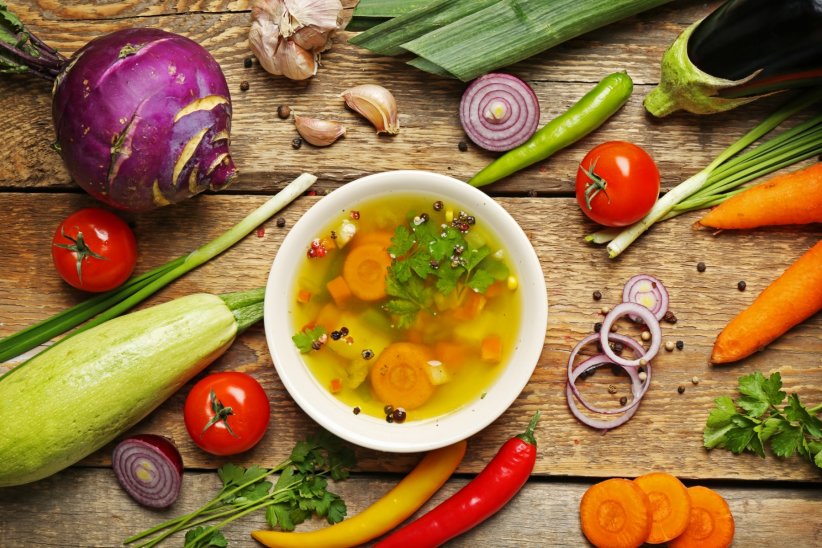 Le bouillon de légumes Le bouillon de légumes