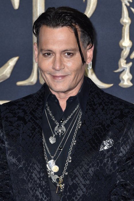 Johnny Depp a lâché l'école pour devenir musicien Johnny Depp a lâché l'école pour devenir musicien
