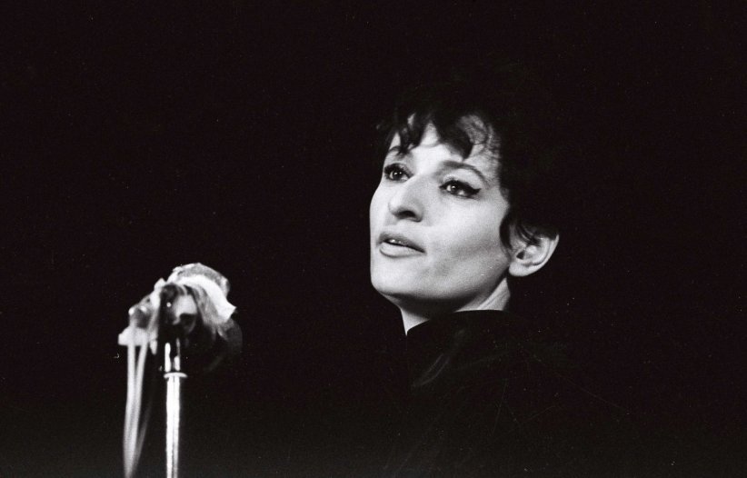 Barbara s'est livrée au travers de ses chansons Barbara s'est livrée au travers de ses chansons