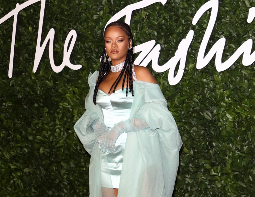 Rihanna sortira-t-elle enfin son nouvel album ? Rihanna sortira-t-elle enfin son nouvel album ?