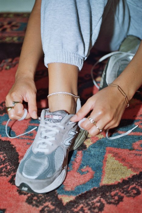Le bracelet de cheville Le bracelet de cheville