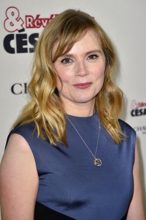 Pour Isabelle Carré, vieillir, ça vaut le coup ! Pour Isabelle Carré, vieillir, ça vaut le coup !