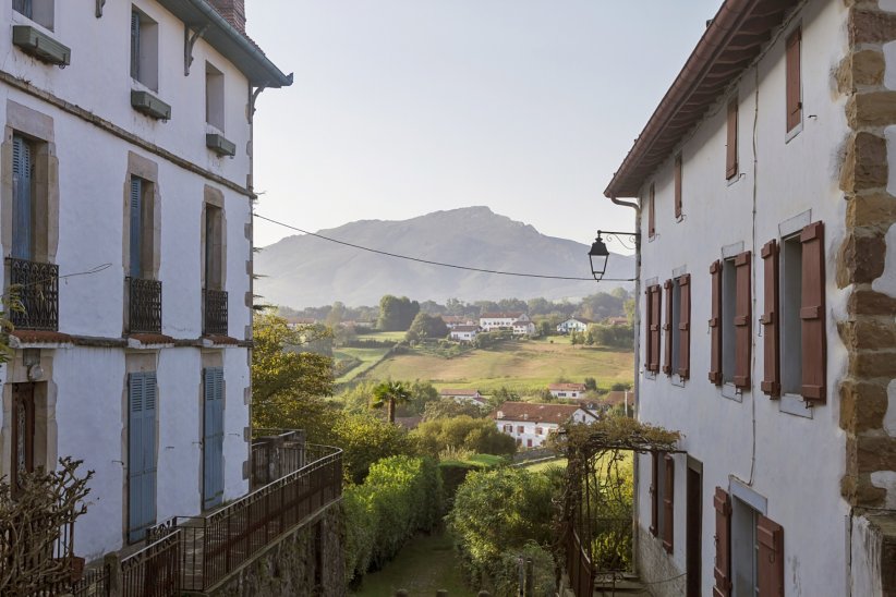 Sare (Pyrénées-Atlantiques) Sare (Pyrénées-Atlantiques)