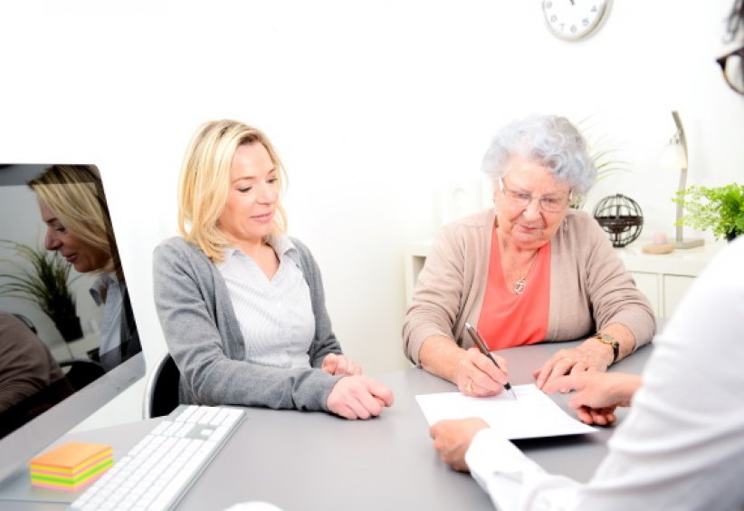 Les grands-parents aussi peuvent mettre la main à la poche Les grands-parents aussi peuvent mettre la main à la poche