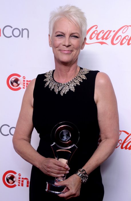 Jamie Lee Curtis, coupe chic et garçonne Jamie Lee Curtis, coupe chic et garçonne