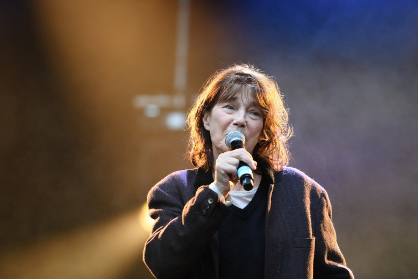 Jane Birkin s'est sentie ailleurs Jane Birkin s'est sentie ailleurs