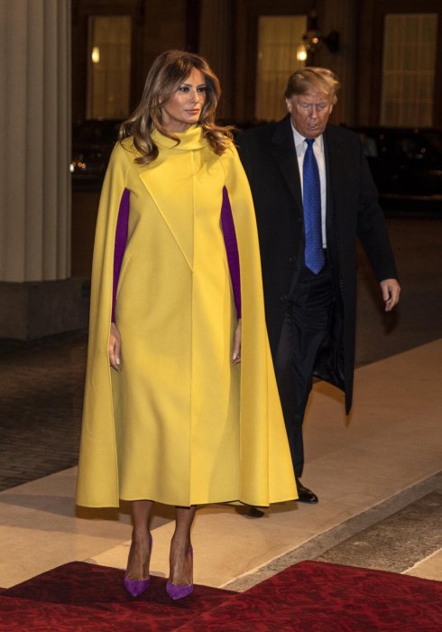 La raie au milieu comme Melania Trump La raie au milieu comme Melania Trump