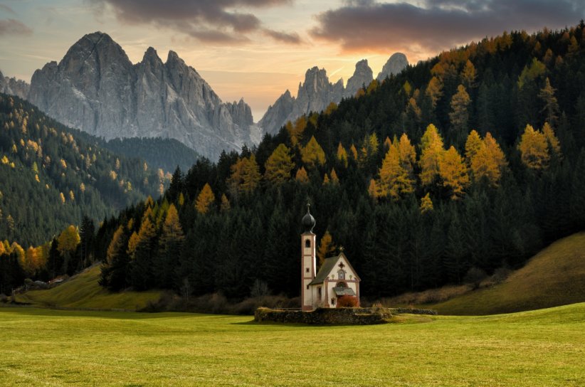 L'église Saint-Jean de Ranui en Italie L'église Saint-Jean de Ranui en Italie