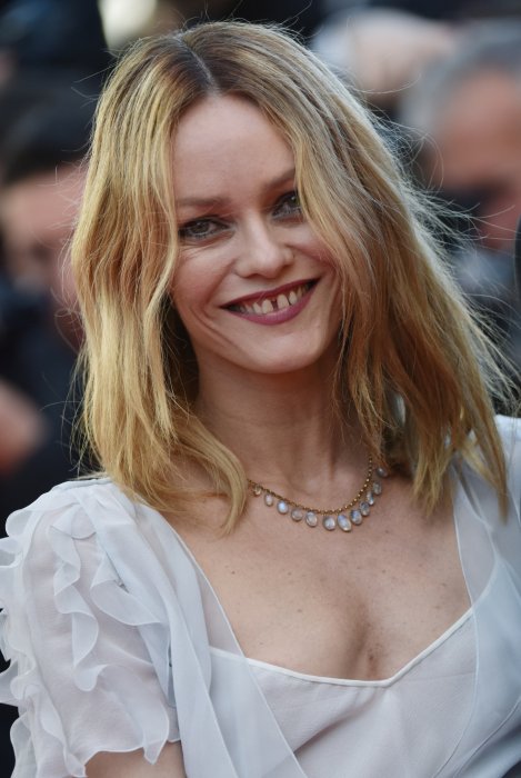 Bohème comme Vanessa Paris au Festival de Cannes 2016 Bohème comme Vanessa Paris au Festival de Cannes 2016