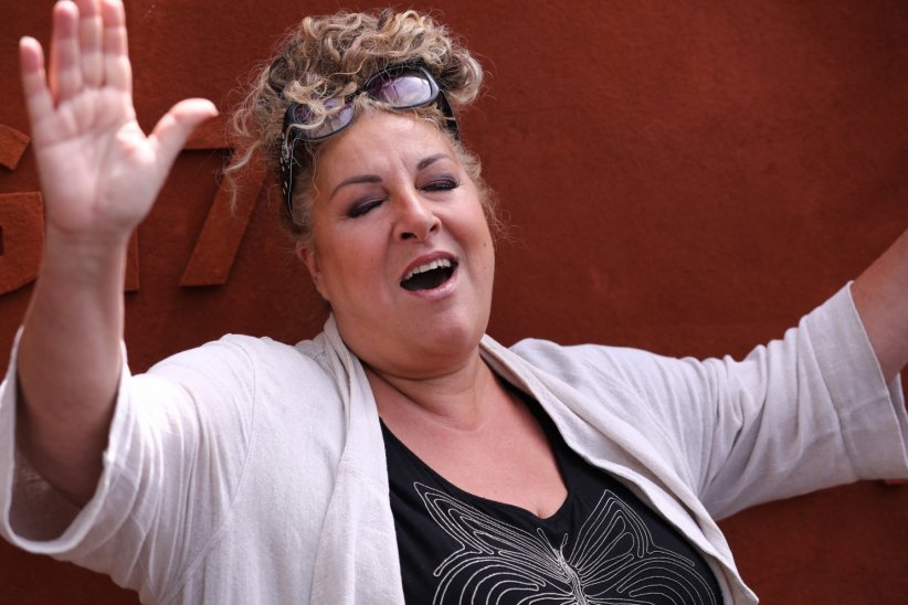Marianne James : veuillez attacher votre ceinture Marianne James : veuillez attacher votre ceinture
