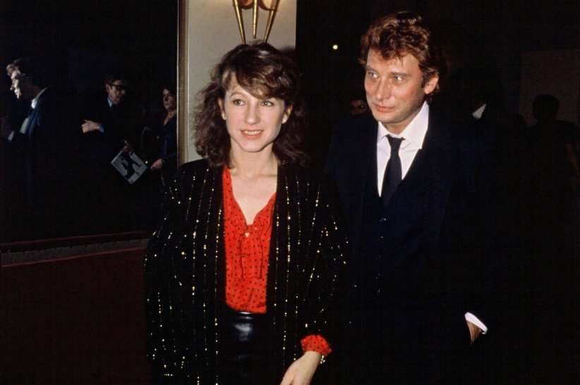 Johnny Hallyday est resté marié deux mois avec Babeth Étienne Johnny Hallyday est resté marié deux mois avec Babeth Étienne