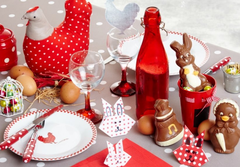 Des poules et du rouge Des poules et du rouge
