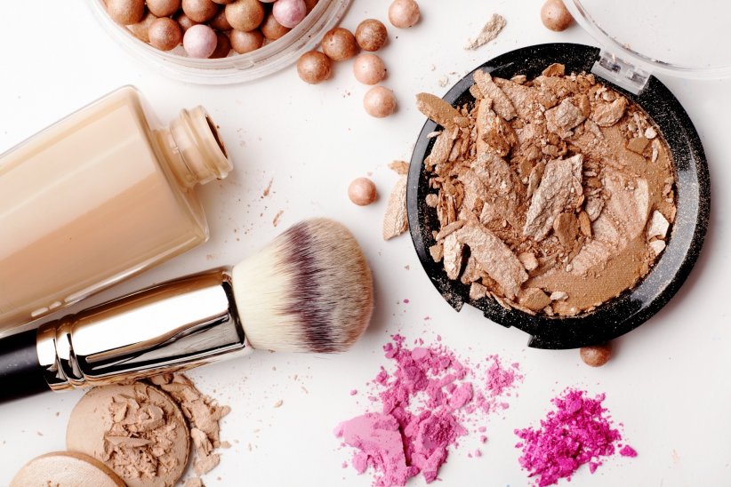 YouCam Up : pour trouver le maquillage parfait YouCam Up : pour trouver le maquillage parfait