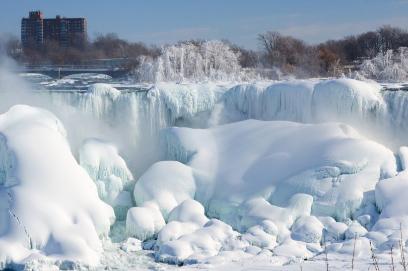 Les chutes du Niagara, dans l'Ontario Les chutes du Niagara, dans l'Ontario