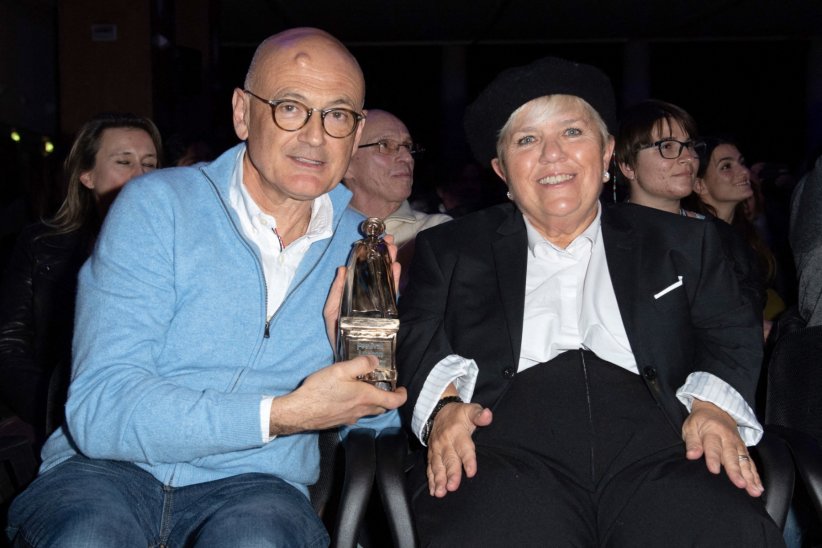 Mimie Mathy : l'un de ses fans est devenu son époux Mimie Mathy : l'un de ses fans est devenu son époux