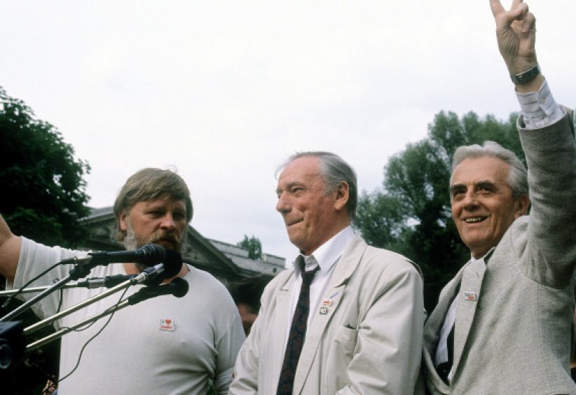 Il était très engagé dans la politique Il était très engagé dans la politique
