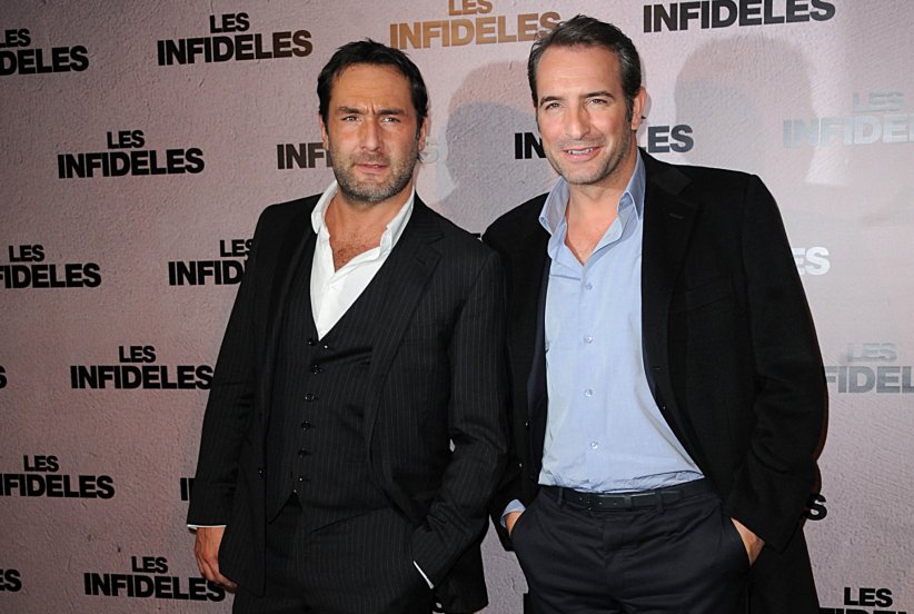 Gilles Lellouche et Jean Dujardin se sont rapprochés grâce à leurs femmes Gilles Lellouche et Jean Dujardin se sont rapprochés grâce à leurs femmes