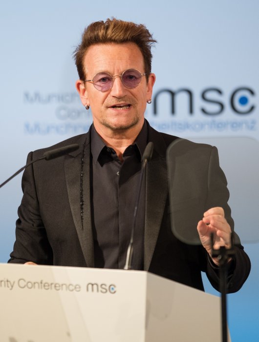 Bono a prétendu au titre de "Femme de l'année"... Bono a prétendu au titre de "Femme de l'année"...