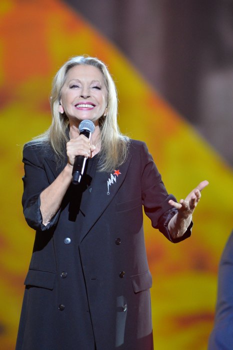 Véronique Sanson annule la fin de sa tournée Véronique Sanson annule la fin de sa tournée