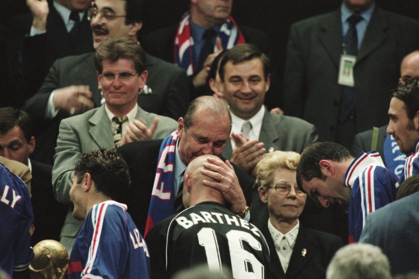 Mondial 1998 : le baiser de la victoire Mondial 1998 : le baiser de la victoire