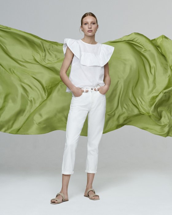 Le jean blanc, prolonger l'été Le jean blanc, prolonger l'été