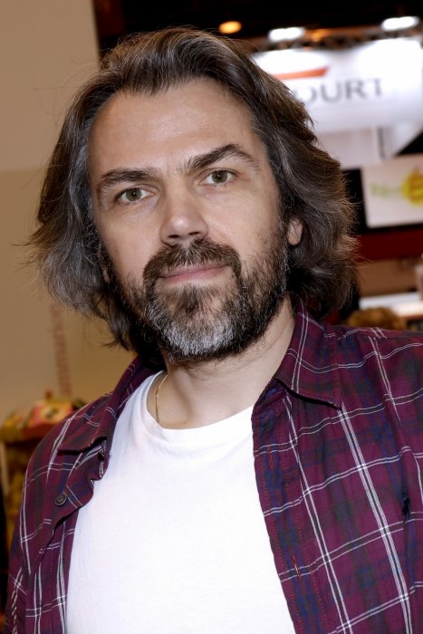 Aymeric Caron, engagé en politique pour les animaux Aymeric Caron, engagé en politique pour les animaux