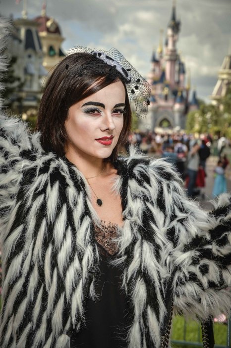 Alizée opte pour un déguisement "d'enfer" ! Alizée opte pour un déguisement "d'enfer" !