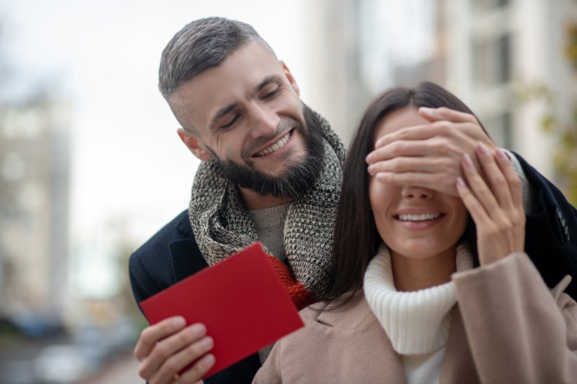 Faire de la récupération pour confectionner une carte fait main Faire de la récupération pour confectionner une carte fait main